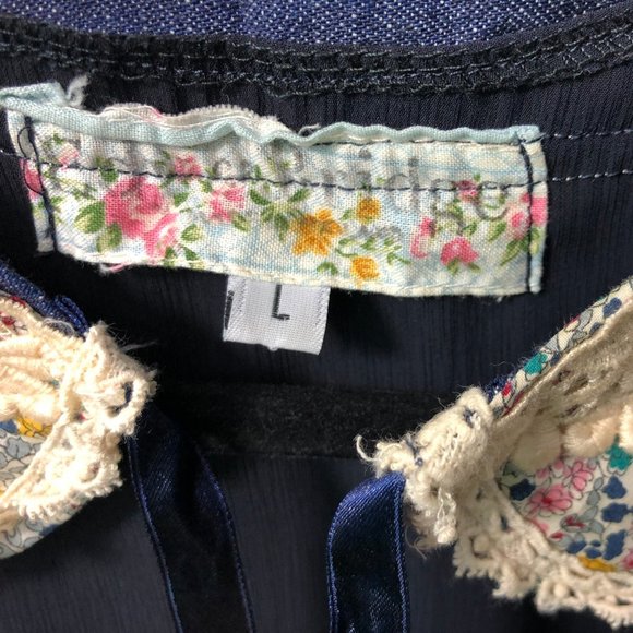 Vintage Style Blouse - Picture 5 of 9